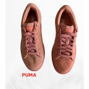 PUMA Women’s Suede Classic Mono Sneakers – Peach / Coral Pink  Sz 7
